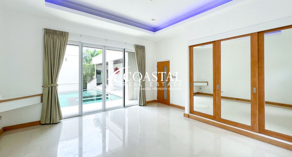 Haus zur Miete und zum Kauf mit 5 Zimmer in Bang Lamung, Chonburi