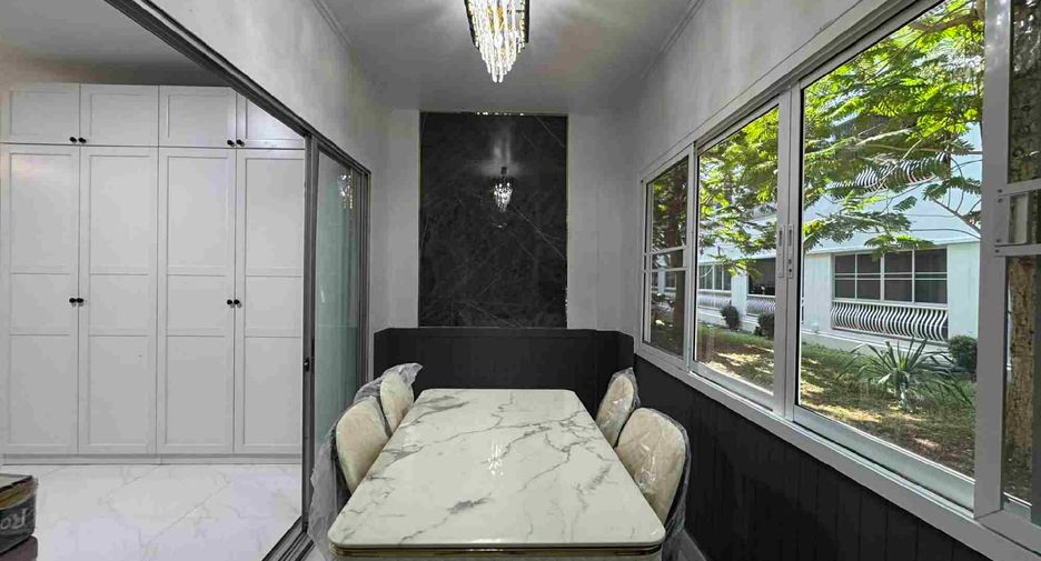 For sale 1 Beds condo in Bang Lamung, Chonburi