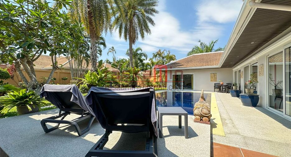 For rent 3 bedrooms villa in East Pattaya, Pattaya