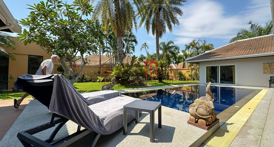 For rent 3 bedrooms villa in East Pattaya, Pattaya