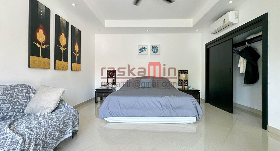 For rent 3 bedrooms villa in East Pattaya, Pattaya