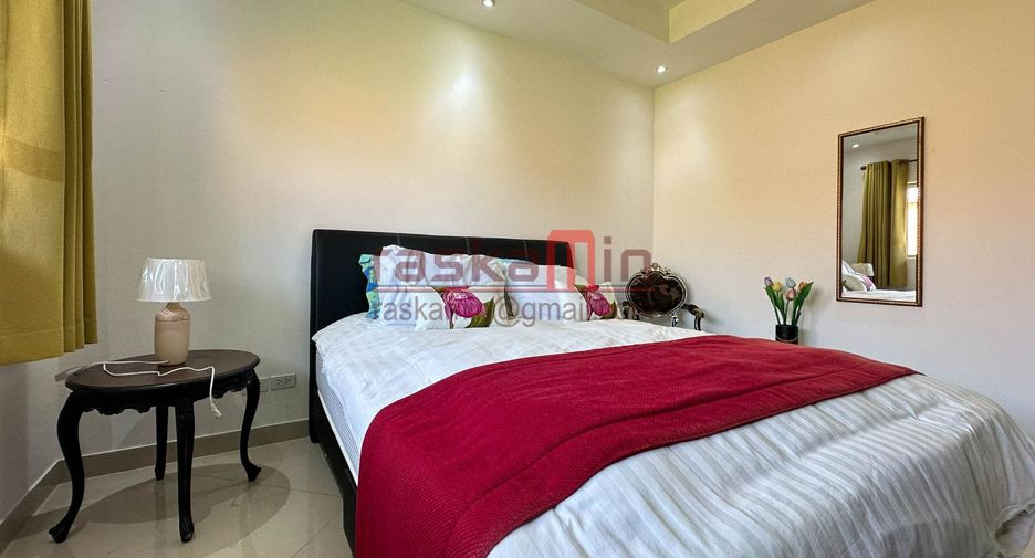 For rent 3 bedrooms villa in East Pattaya, Pattaya