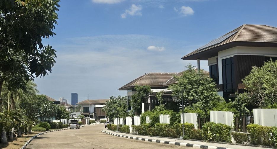 Casa en venta de 4 habitaciones en Mueang Chon Buri, Chonburi