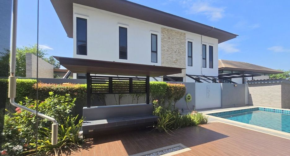 Casa en venta de 4 habitaciones en Mueang Chon Buri, Chonburi