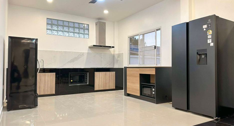 Продажа 3 спальни вилла в Банг Ламунг, Чонбури