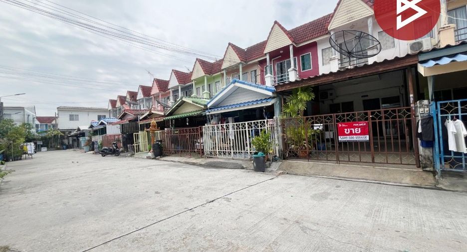 Reihenhaus zum Kauf mit 2 Zimmer in Mueang Samut Prakan, Samut Prakan