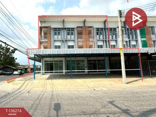 Local comercial en venta de 9 habitaciones en Lam Luk Ka, Pathum Thani