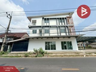 Local comercial en venta de 9 habitaciones en Lam Luk Ka, Pathum Thani
