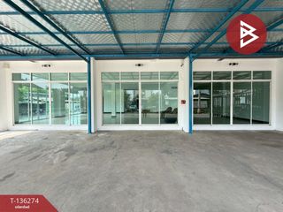 Local comercial en venta de 9 habitaciones en Lam Luk Ka, Pathum Thani