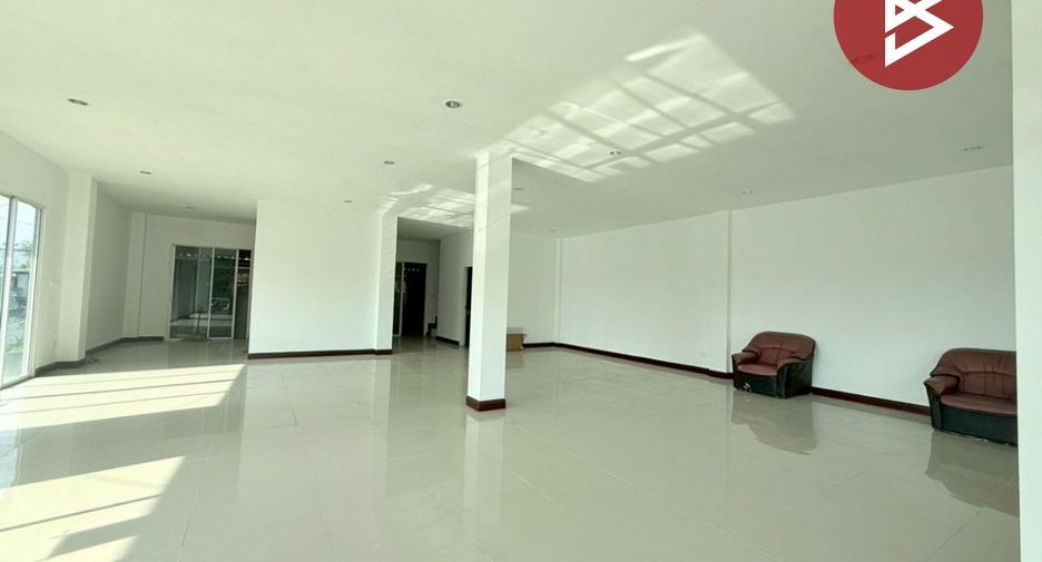 For sale 9 ベッドルーム retail Space in Lam Luk Ka, Pathum Thani