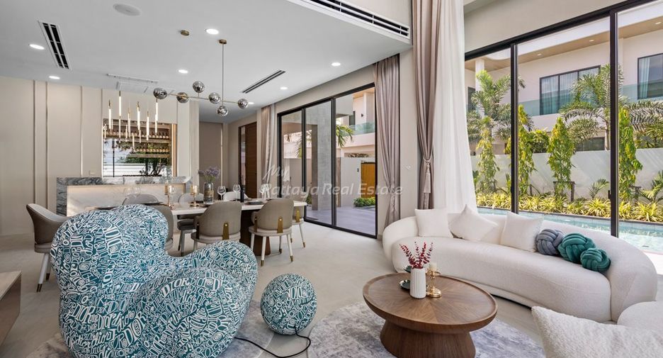 For sale 4 bedrooms villa in Bang Lamung, Chonburi