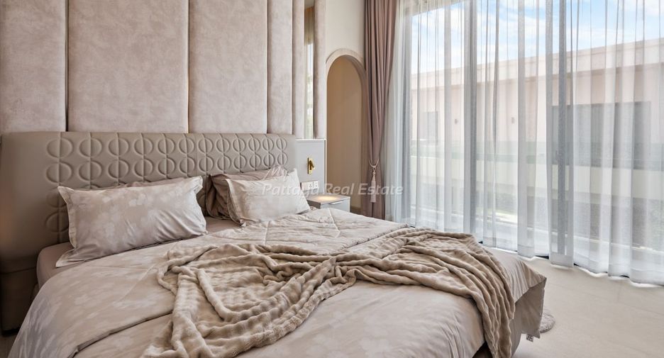 For sale 4 bedrooms villa in Bang Lamung, Chonburi