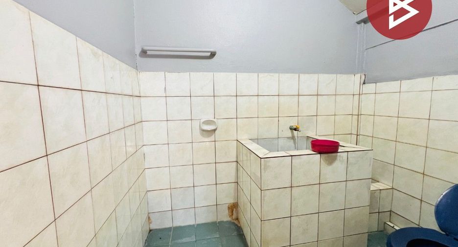 À vendre 2 chambres maison de ville à Mueang Samut Songkhram, Samut Songkhram