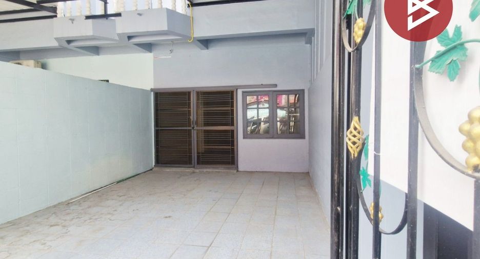 For rent and for sale 2 bedrooms townhouse in Khlong Sam Wa, Bangkok
