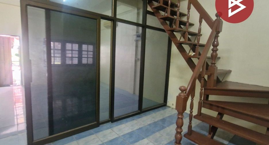 For rent and for sale 2 bedrooms townhouse in Khlong Sam Wa, Bangkok