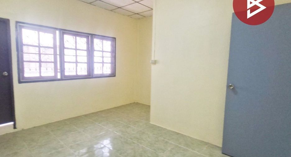 For rent and for sale 2 bedrooms townhouse in Khlong Sam Wa, Bangkok