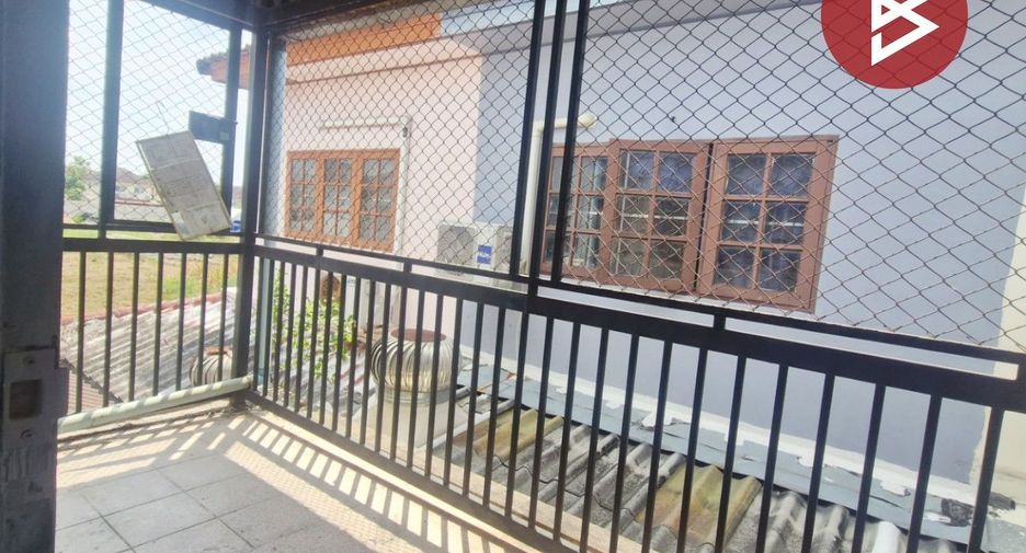 For rent and for sale 2 bedrooms townhouse in Khlong Sam Wa, Bangkok