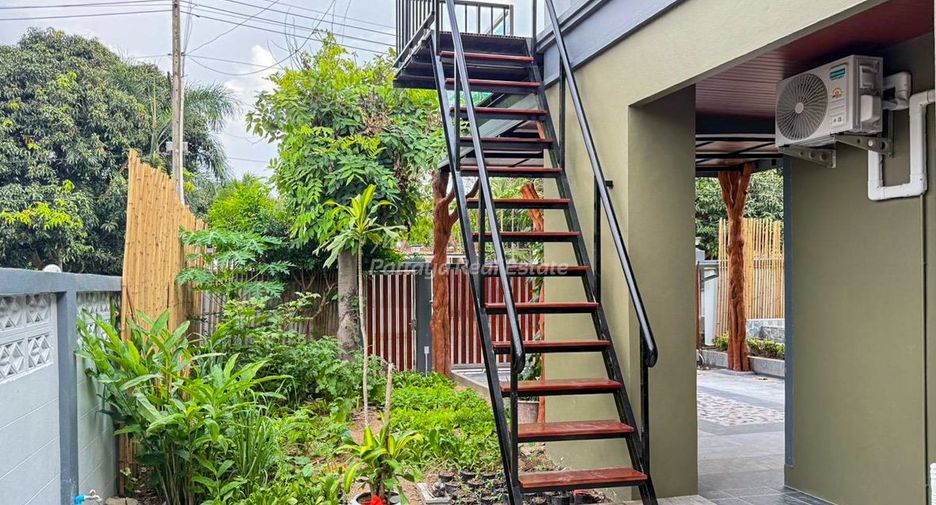 For sale 6 bedrooms house in Bang Lamung, Chonburi