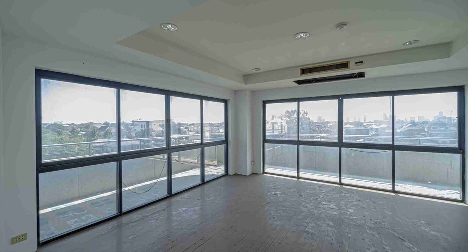 Büro zum Kauf in Bueng Kum, Bangkok