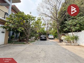 For sale 4 bedrooms house in Mueang Pathum Thani, Pathum Thani