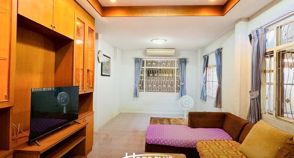 For sale 3 bedrooms house in Khlong Sam Wa, Bangkok