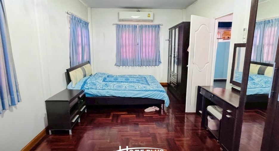 For sale 3 bedrooms house in Khlong Sam Wa, Bangkok