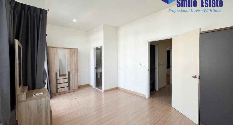 For sale 4 bedrooms townhouse in Bang Phli, Samut Prakan