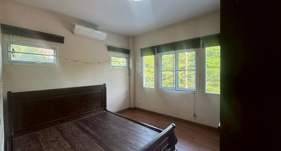 For rent 4 bedrooms house in Doi Saket, Chiang Mai