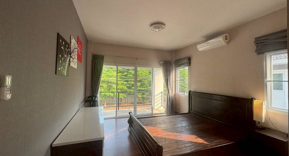 For rent 4 bedrooms house in Doi Saket, Chiang Mai