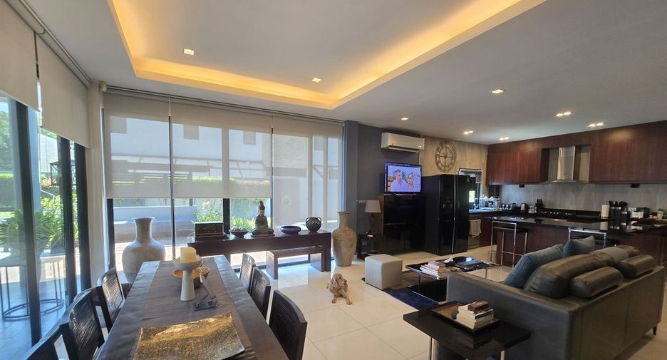 Casa en venta de 4 habitaciones en Si Racha, Chonburi