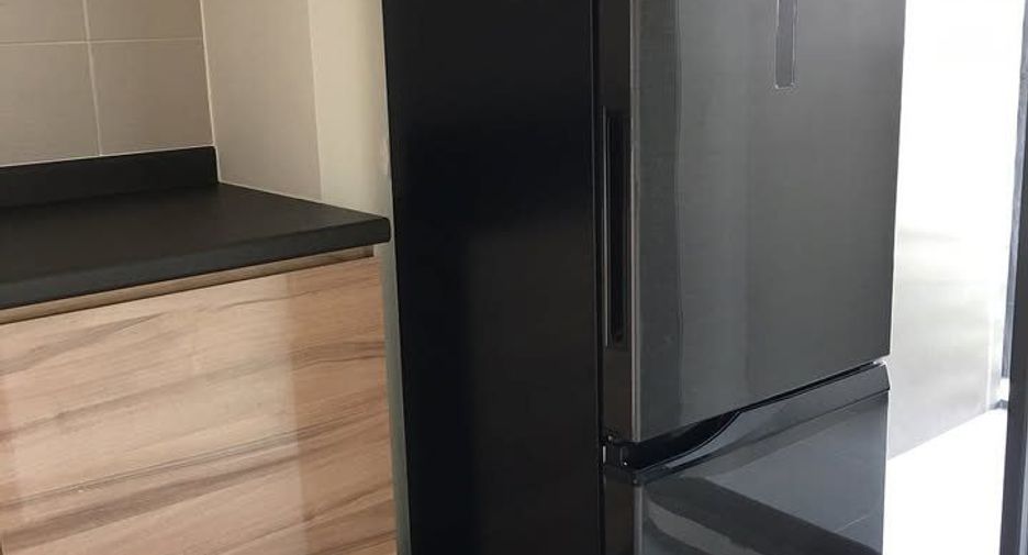 Condo en alquiler de 2 habitaciones en Yan Nawa, Bangkok