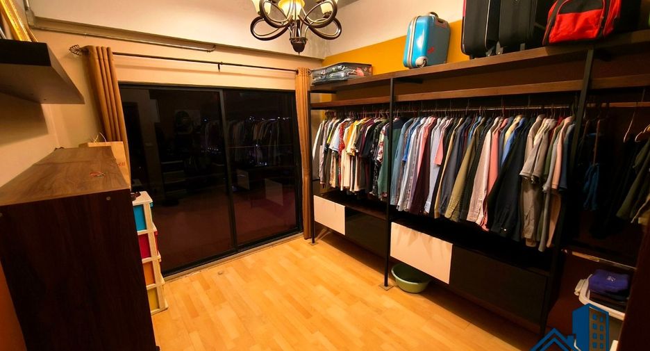 For sale 3 bedrooms condo in Suan Luang, Bangkok