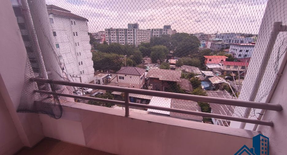 For sale 3 bedrooms condo in Suan Luang, Bangkok