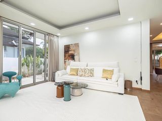 For rent 5 bedrooms villa in Thalang, Phuket