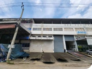 ขาย 1 เตียง โกดัง ใน บางพลี, สมุทรปราการ