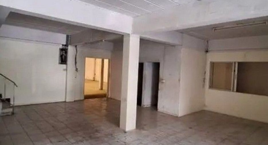 出售 1 卧室 仓库 在 Bang Phli, Samut Prakan