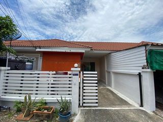 For sale 2 bedrooms house in Ban Bueng, Chonburi