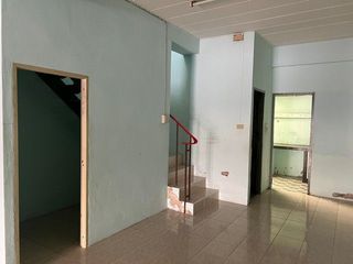 For sale 2 bedrooms townhouse in Ban Bueng, Chonburi