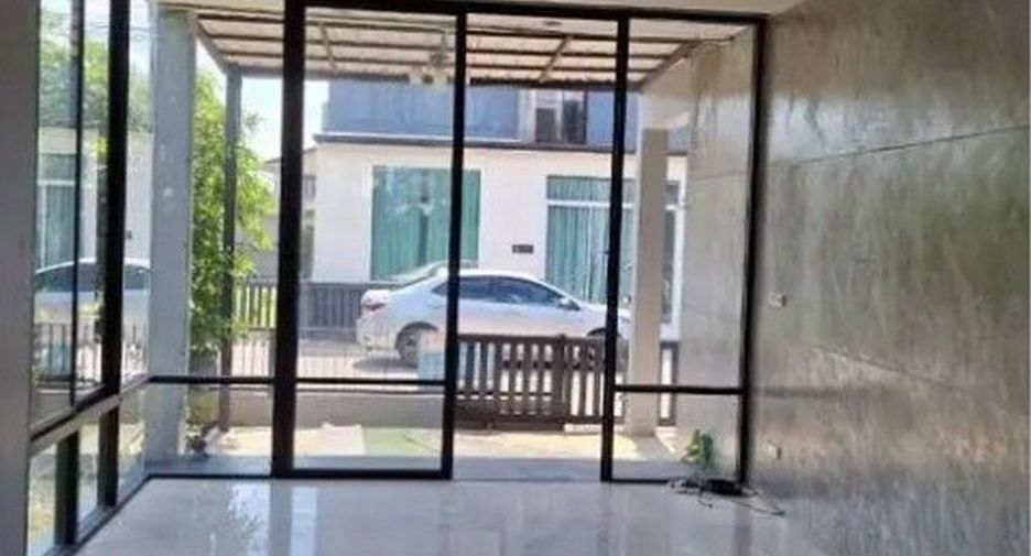 出售 1 卧室 独立屋 在 Nong Khaem, 曼谷