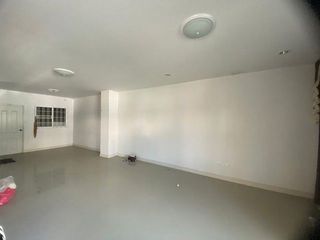 For sale 4 bedrooms house in Ban Bueng, Chonburi