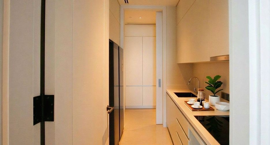 À louer et à vendre 2 chambres condo à Sathon, Bangkok
