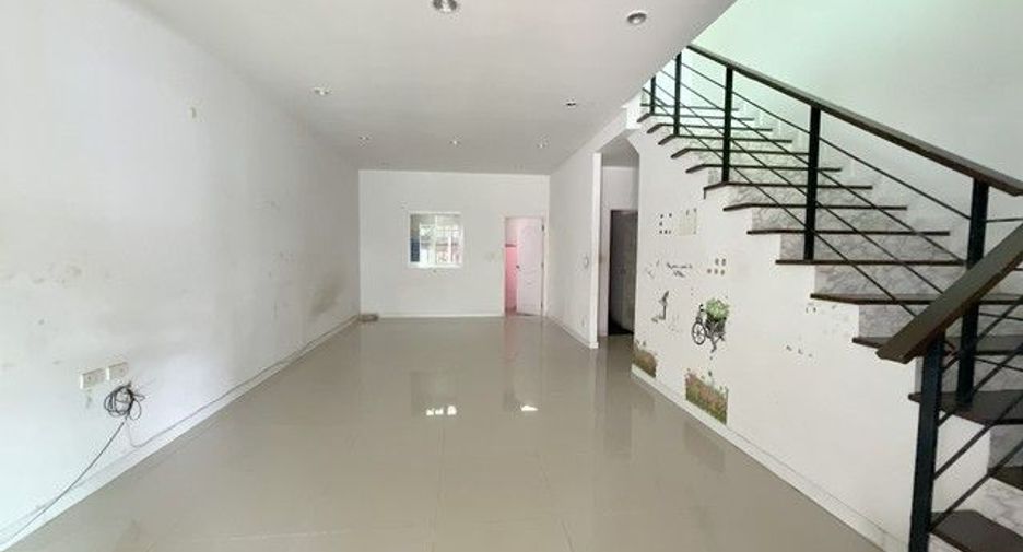 Reihenhaus zum Kauf mit 3 Zimmer in Mueang Nakhon Ratchasima, Nakhon Ratchasima