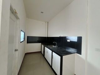 For sale 3 bedrooms townhouse in Ban Bueng, Chonburi