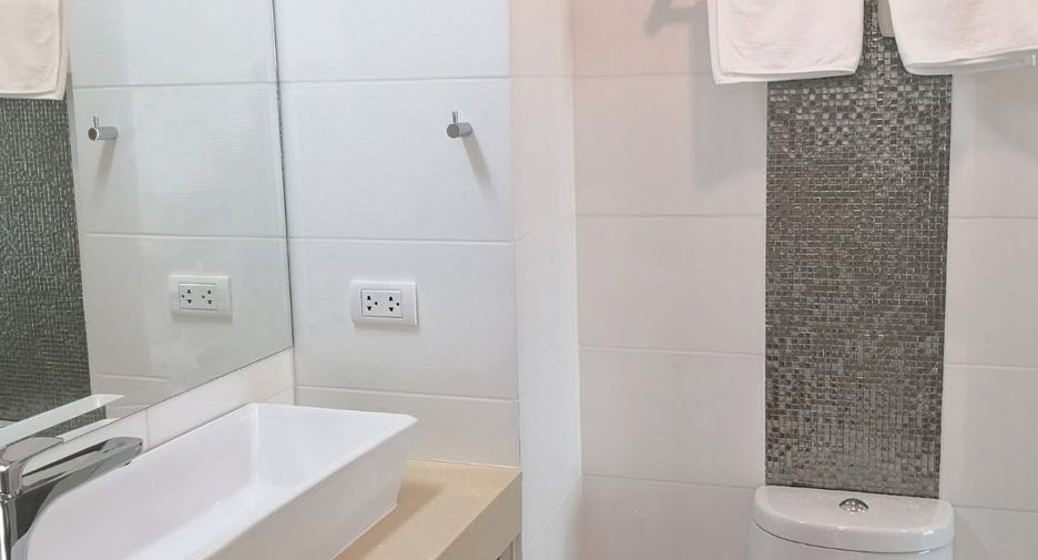 For rent 1 bed condo in Bang Lamung, Chonburi