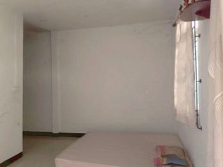 Reihenhaus zum Kauf mit 2 Zimmer in Ban Bueng, Chonburi