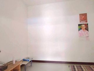 Reihenhaus zum Kauf mit 2 Zimmer in Ban Bueng, Chonburi