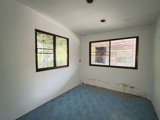 For sale 3 bedrooms townhouse in Ban Bueng, Chonburi