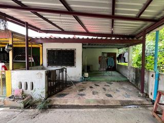 For sale 3 bedrooms townhouse in Ban Bueng, Chonburi