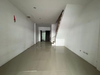 For sale 3 bedrooms townhouse in Ban Bueng, Chonburi