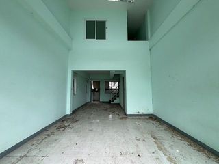 For sale 3 bedrooms townhouse in Ban Bueng, Chonburi